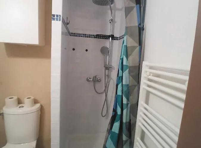 Διαμέρισμα Domitia Centre Ναρμπόν